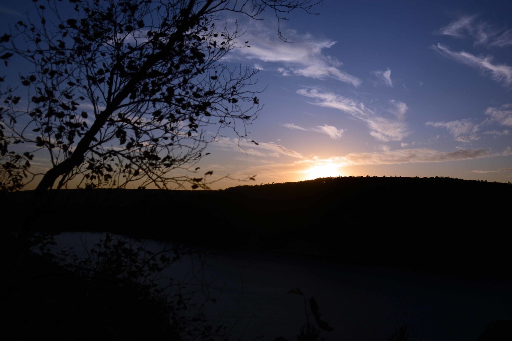 Devil's Lake shows autumn colors, Oct. 18
